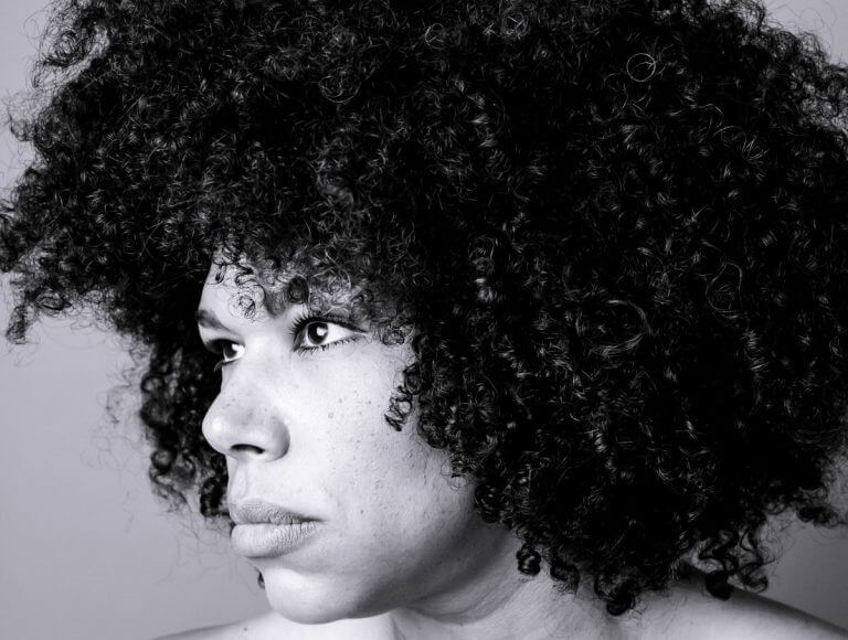 Chicago Powerhouse Rocker Bethany Thomas to Release Debut Album 8/28 ...