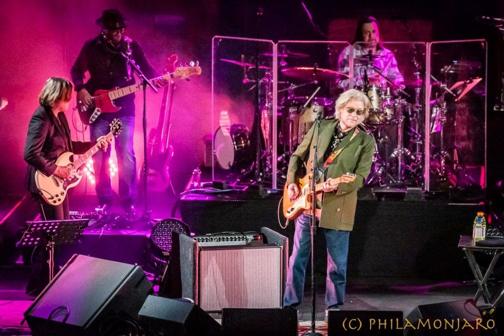 An Evening with Daryl Hall and Todd Rundgren American Blues Scene
